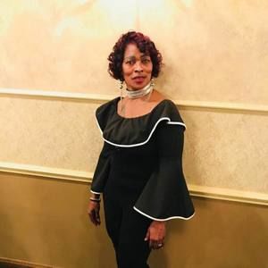 Meet your Posher, Marcia